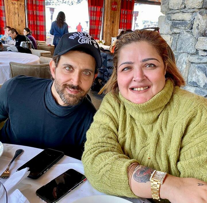HMaharashtra's tweet photo. #HrithikRoshan with sister https://t.co/0cifUjvo9X