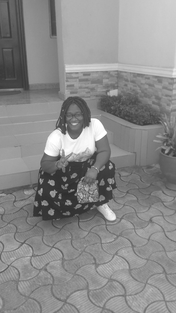 Chidaluuu_'s tweet photo. Shoutout to 2019. The year I conquered full body pictures. 🤘
@sharonabak 👀👀 https://t.co/U6pysFlr7I