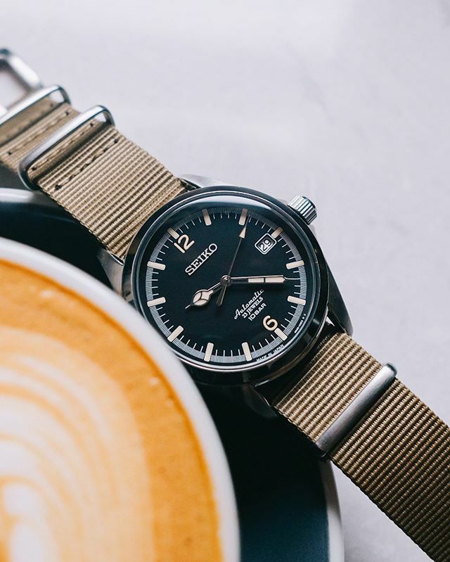 edjelleydotcom's tweet photo. It’s a Seiko Tic Tac kind of Sunday. Also coffee...lots of coffee. Honduras Tree Amigos single origin espresso from @georgioscoffeeroaster - 18.5g in, 40 out, 25 seconds, to be exact. https://t.co/17bHwk5ZIk https://t.co/zWFXstH9PI