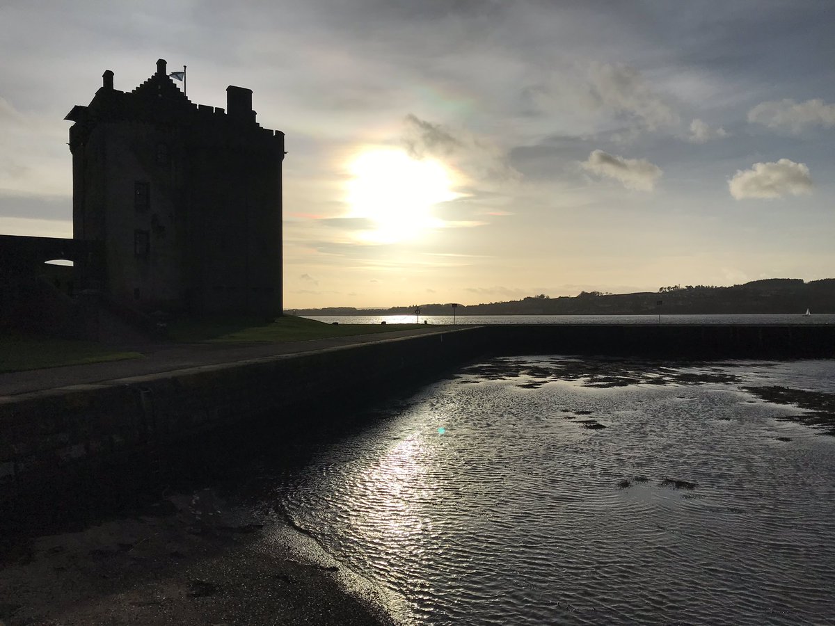 Coneheads tweet media