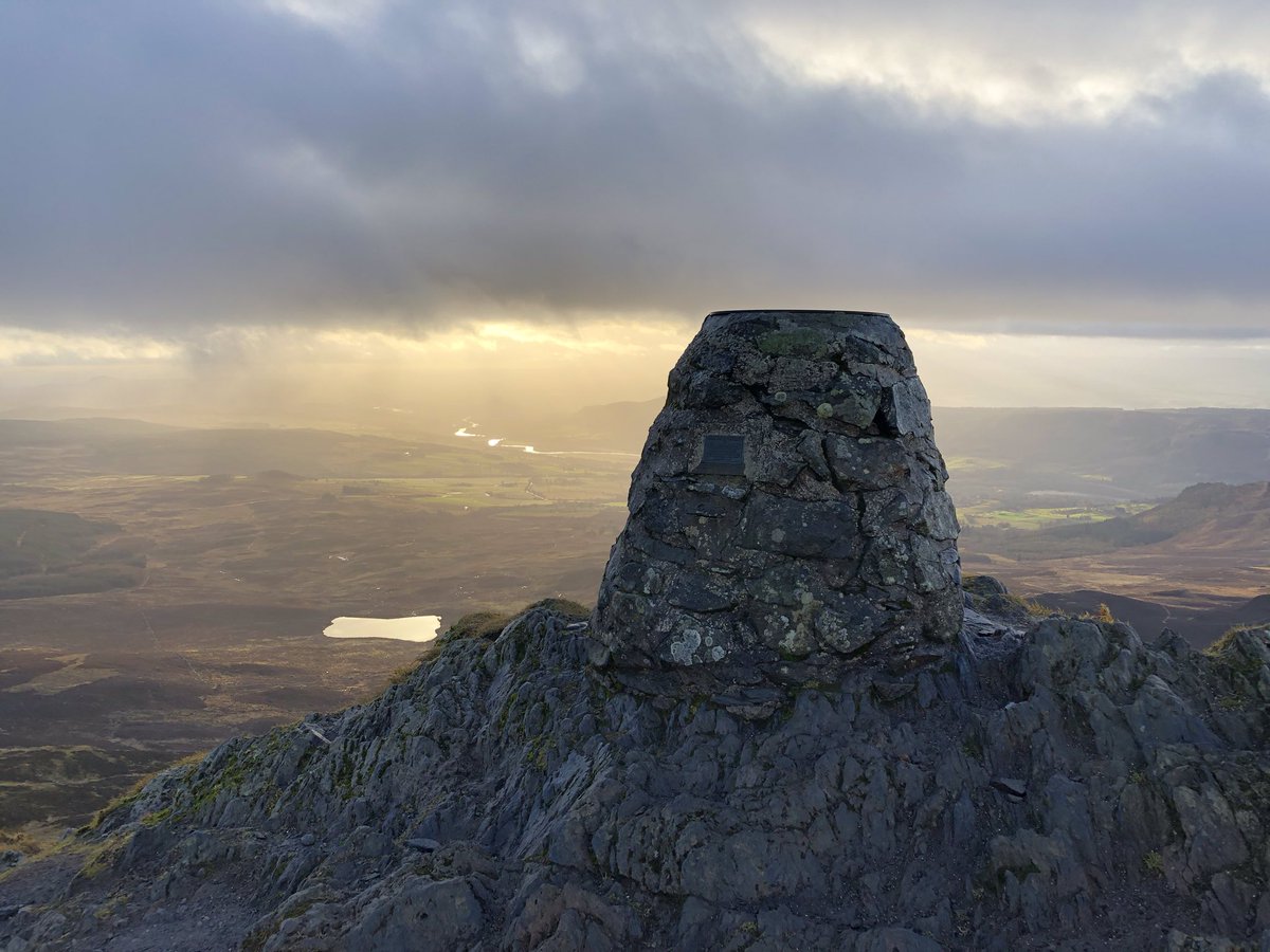 OchilHR's tweet photo. Thanks to all who joined us for our festive fling up Ben Vrackie! 🏔 🎄 

Photos courtesy of @rossbrannigan95 and @ScottSwardrop 📸 https://t.co/2brNGdvGJu