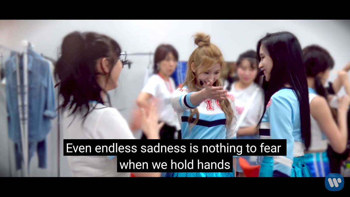 0423chaeng's tweet image. a crying tonight #BeAsOne