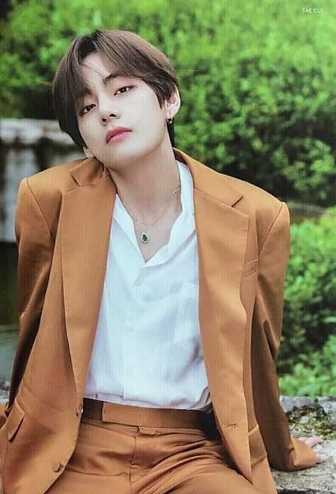 AkterMithia's tweet photo. Happy birthday to u v oppa.
Love and trust from Bangladesh
@BTS_twt @nameera971 
@officialbts_bd 
@BabygirlPabo @v
@AkterMithia 
@minbaniedits 
@bts https://t.co/oICnQGiDrB