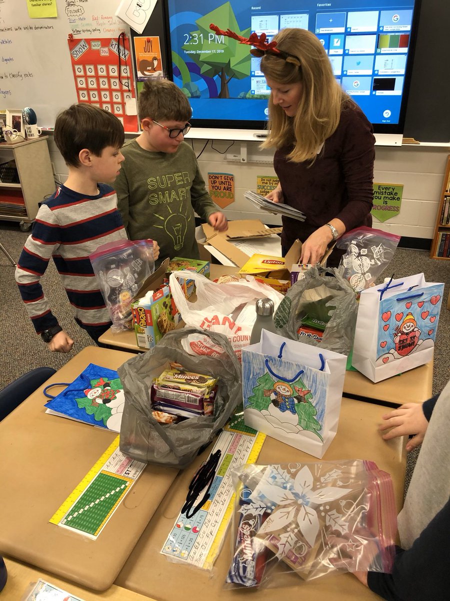 wag_j's tweet photo. The kids are putting the final touches on the goodie bags that we will be delivering to St. Agnes Day Center. These bags are part of our classroom #service project. The kids are happy to make the holidays special for others. @UCFSD #serviceaboveself #WhoDoUServe #UCFCares https://t.co/PiyEwgqbFj