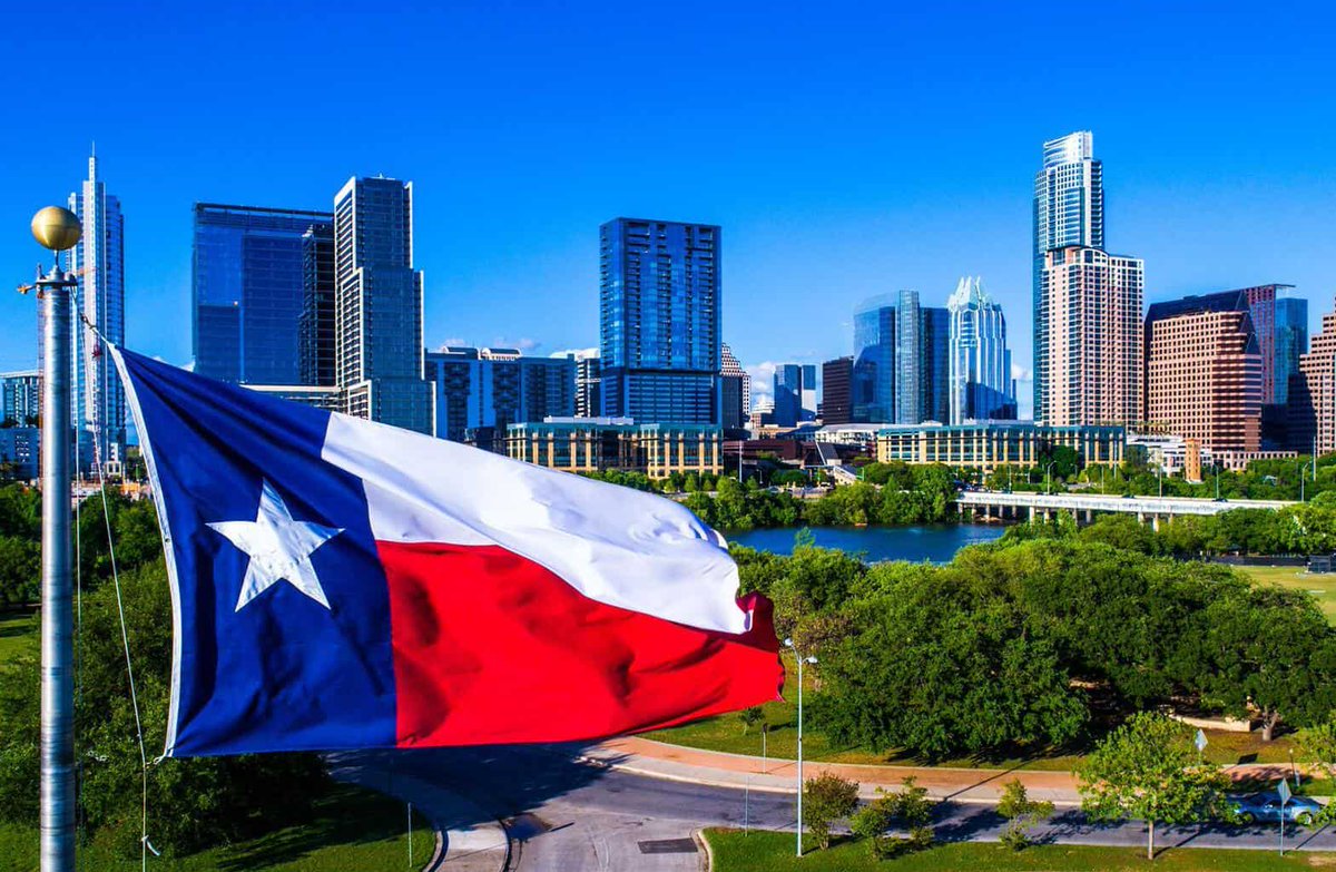 DatosTormenta's tweet photo. En Texas, tras el inglés y el español, el idioma más hablado es el vietnamita. https://t.co/5SCmHEyvpk