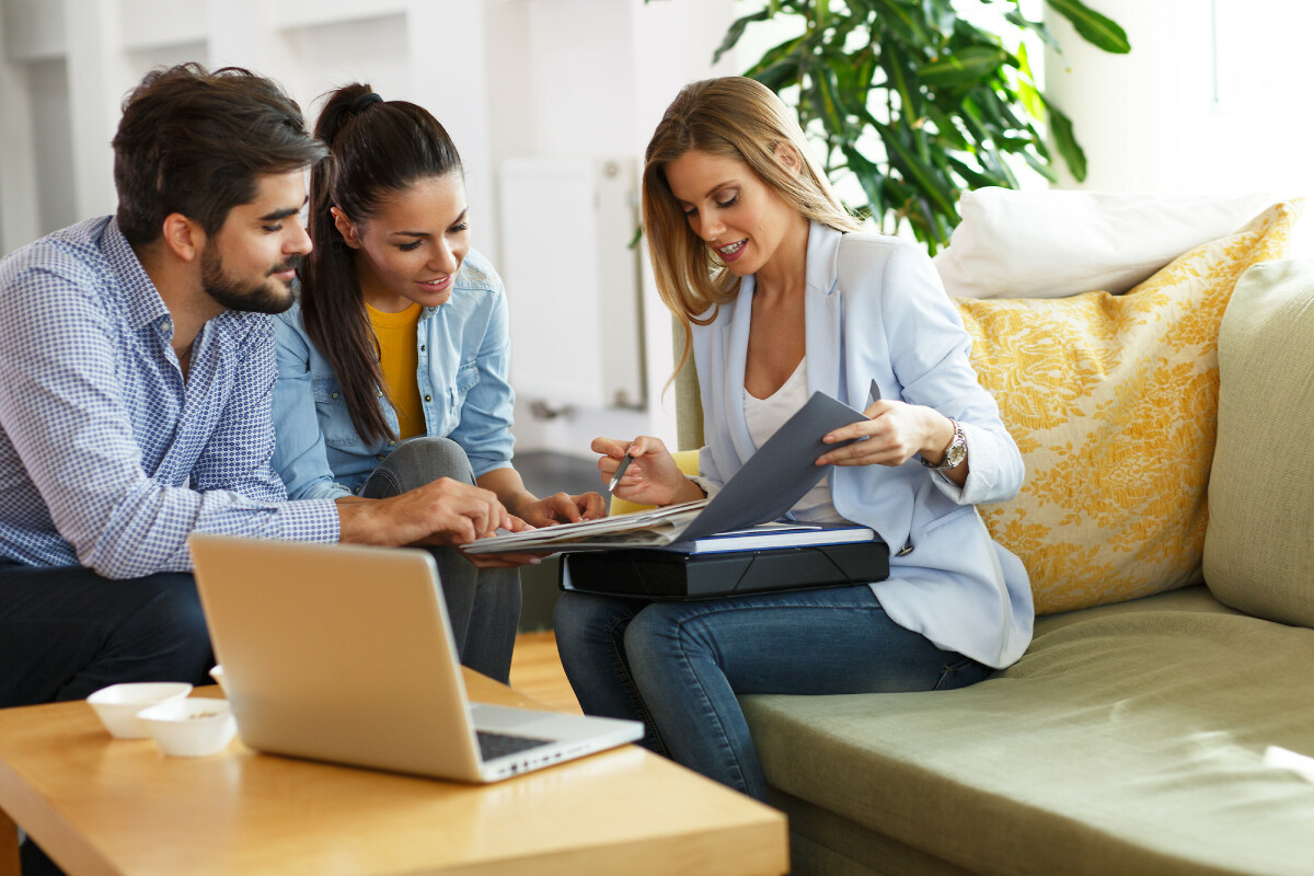 KeithJasperRE's tweet photo. Canada Mortgage and Housing Corp. conducts the Mortgage Consumer Survey online every year to gauge Canadians’ home-buying experiences. https://t.co/mItPIC0xNg https://t.co/0XfQ4SHacu