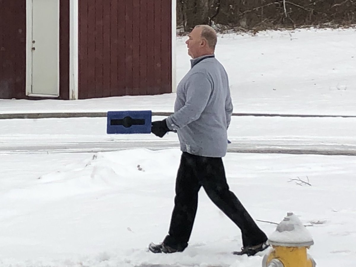 showland1973's tweet photo. Every school needs this kind of princiPAL.... thank you looking out for all of us.⁦@etracyhwhs⁩ ⁦⁦⁦⁦@hw_schools⁩ https://t.co/oKtmNDRU20