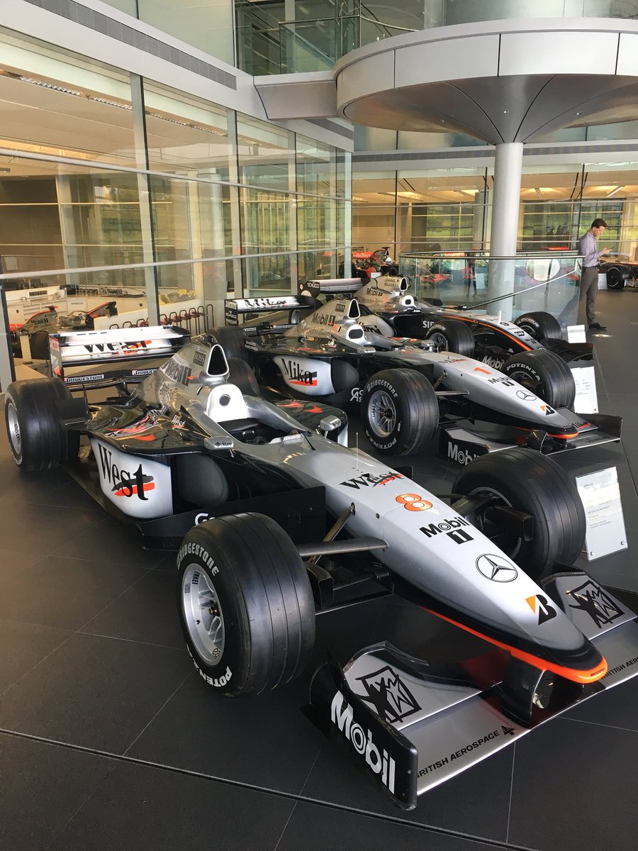 McLarenTeamFan's tweet photo. The boulevard of dreams. Historic car's such as some from the West era.🤤🤤
#Dominance #MTCfanDay #McLarenTeam https://t.co/SLXlWGJ1Jj