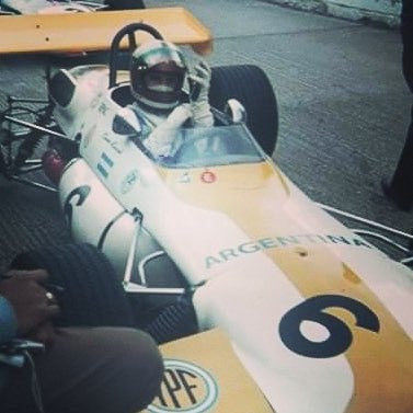 sebastianelias4's tweet photo. De 22:00 a 23:00 por a.m. 830 en los especiales de @ERC_Radio  hoy nos visita Carlos Ruesch #Automovilismo #FormuladosInternacional @actcargentina  #SP #Maf1 https://t.co/rnD7VUN8ky https://t.co/jX3rduJy8u