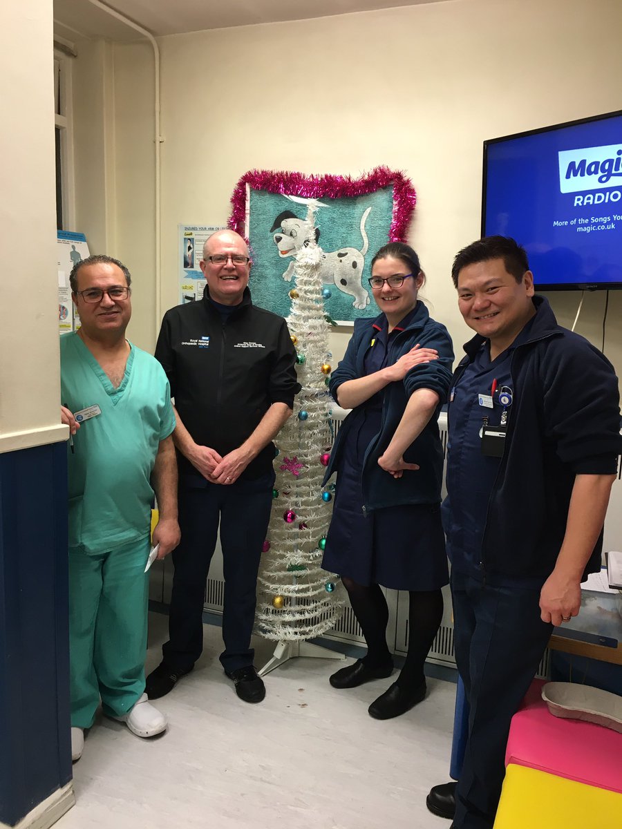 IpcRnoh's tweet photo. Tis the season to be jabbing 😷 💉twilight session with @brianpdorman @RNOHnhs https://t.co/iJRUsUlsSh