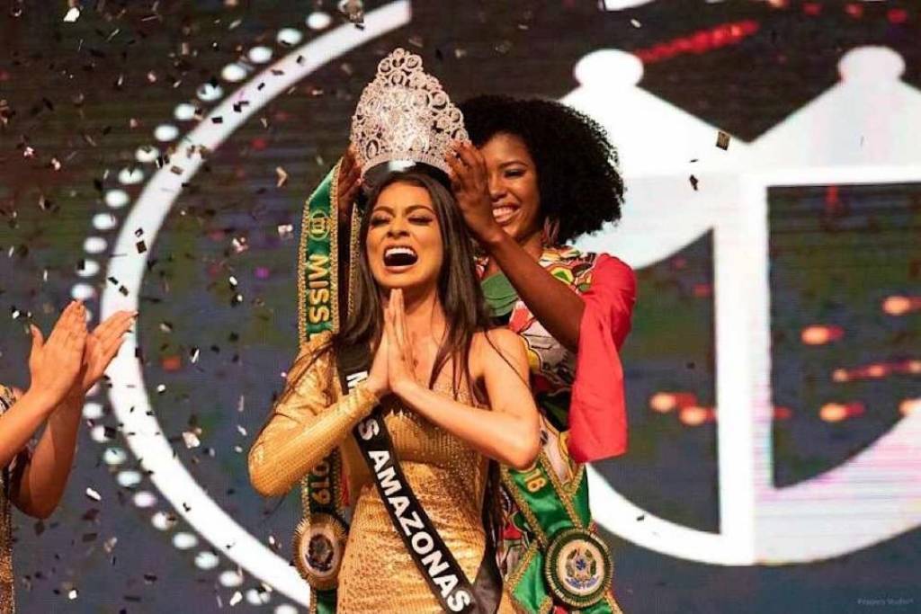 akieshow's tweet photo. Conheça os vencedores do concurso Miss e Mister do Brasil 2019, nossa representante do amazonas venceu, Juliana Malveira,

\A/ Aki é Show | Encontre sua informação e diversão!

ADD WHATS: (92) 98406-5490

Veja matéria completa:⤵ https://t.co/f7cojNHBjK