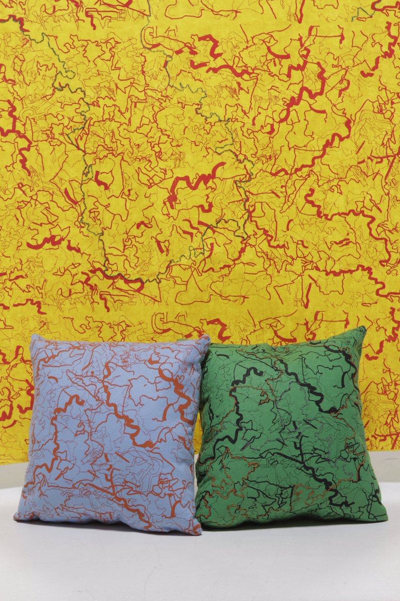 RubyPrintDesign's tweet photo. Photos from my specialist area of fashion and textiles @UniCreativeArts foundation mapping project #rubyprintdesign https://t.co/RQuJXGaAw0