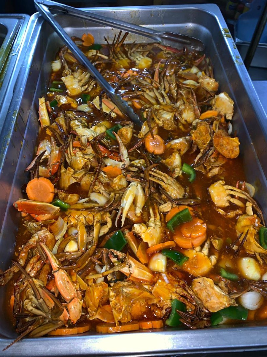 876terrace's tweet photo. Ok so the first two person who can get 100 RT by now and 4:30 pm 

Will win 2 buckets of crab each ! 

It’s simple repost the pic and tag @876terrace #SeafoodTuesday 

Competition starts now ! https://t.co/bvwDC5cORy