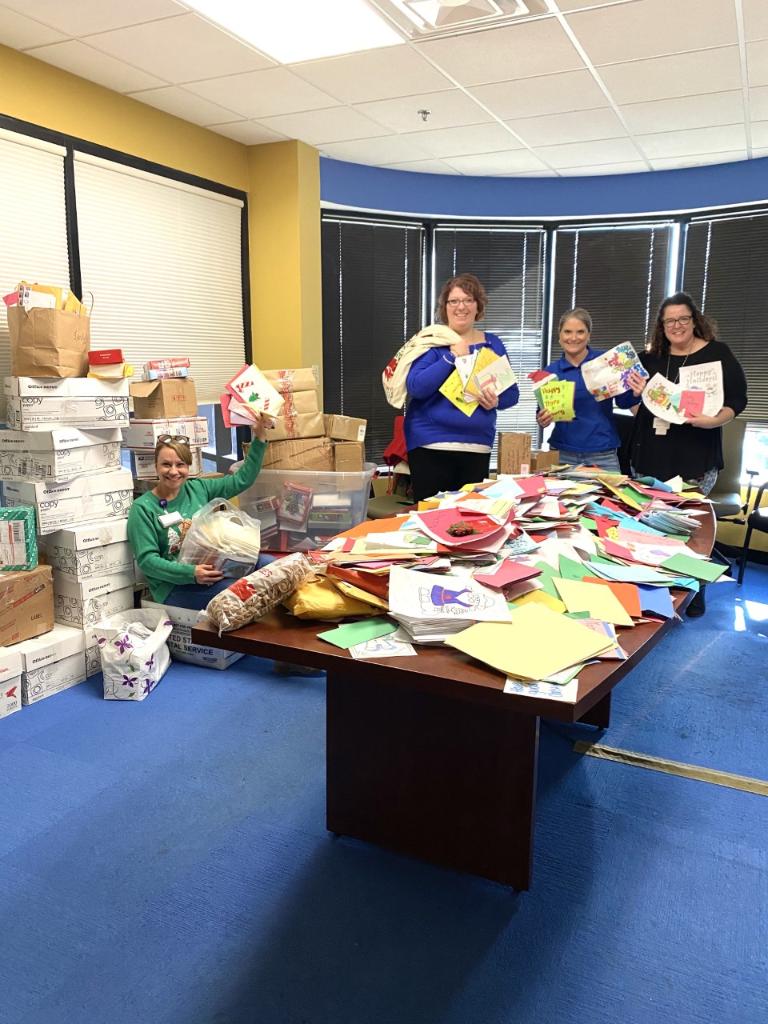 LTCrevolution's tweet image. Woo-hoo! We have an estimate of 30,000 Christmas cards from our Operation Holiday Card. We couldn't have done this without the help from everyone. Thank you, @GirlScoutsKY, @JCPSKY, and to everyone who sent in cards. #operationholidaycard #signaturehealthcare