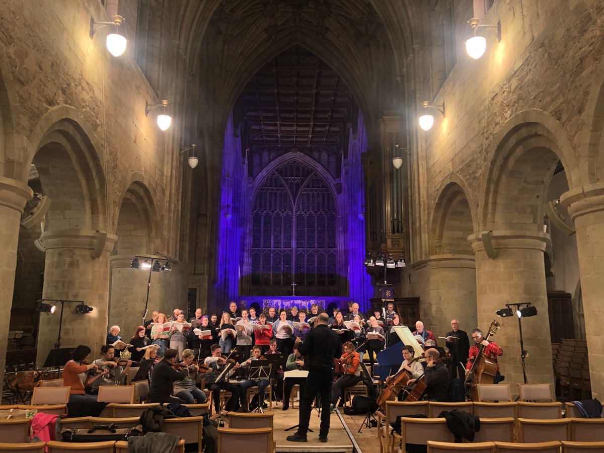 MusicAgencyCom's tweet photo. Last night it was the final night for our musicians on the @senbla #LoveActuallyInConcert tour, and tonight we're in @GMPriory with @EnglishSymphon managing their sold-out performance of Handel's Messiah.
Is it nearly Christmas or something? 🎄 https://t.co/xcDAjRICmS