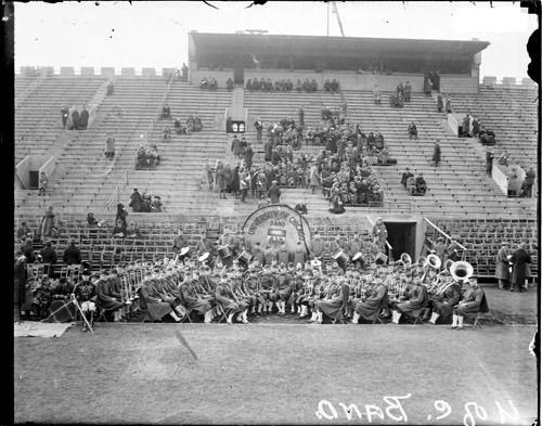 UTAustin's tweet photo. 97 years later, @LonghornBand’s Big Bertha still rumbles for @TexasFootball: https://t.co/XwPrrfFwo9 via @cbsaustin 🤘 https://t.co/6vfsxfLZvC