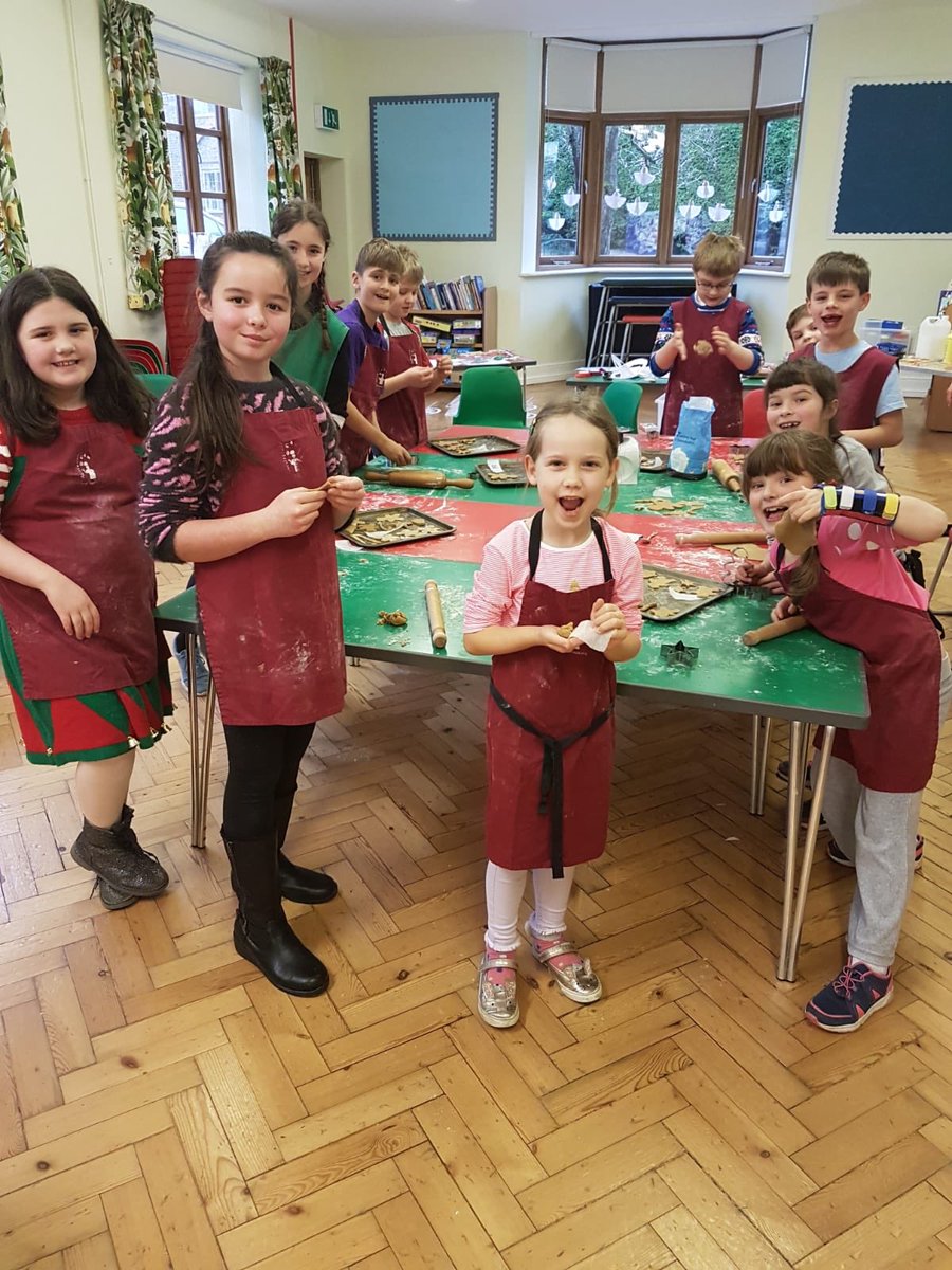 Celebrating the start of Christmas holidays with our annual Christmas Craft Day 🎄