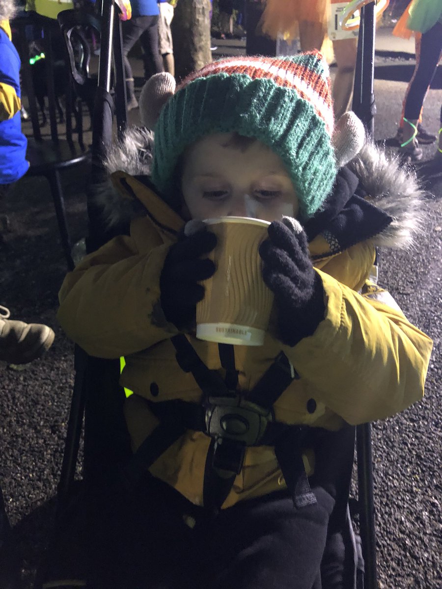 Sheffield Children's (@sheffchildrens) on Twitter photo Some happy finishers with their hot chocolates from the amazing <a href="/ENDPARKCAFE/">ENDCLIFFE PARK CAFE</a> 💙☕️ #glowrun2019 Some happy finishers with their hot chocolates from the amazing <a href="/ENDPARKCAFE/">ENDCLIFFE PARK CAFE</a> 💙☕️ #glowrun2019