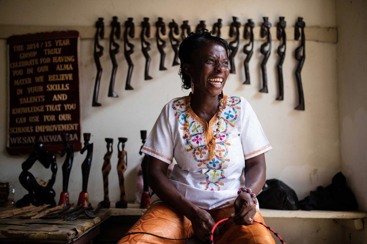 Kiva's tweet photo. Meet Ernestina, one of our borrowers from Ghana!
She’s an artisan, who's been carving for 20 years! Ernestina used her Kiva loan to buy raw materials.
To read more borrower stories and lend to people like Ernestina this holiday season, visit https://t.co/U8kY0VUxWP! ✨#startgood https://t.co/1AN5hTz5Hx