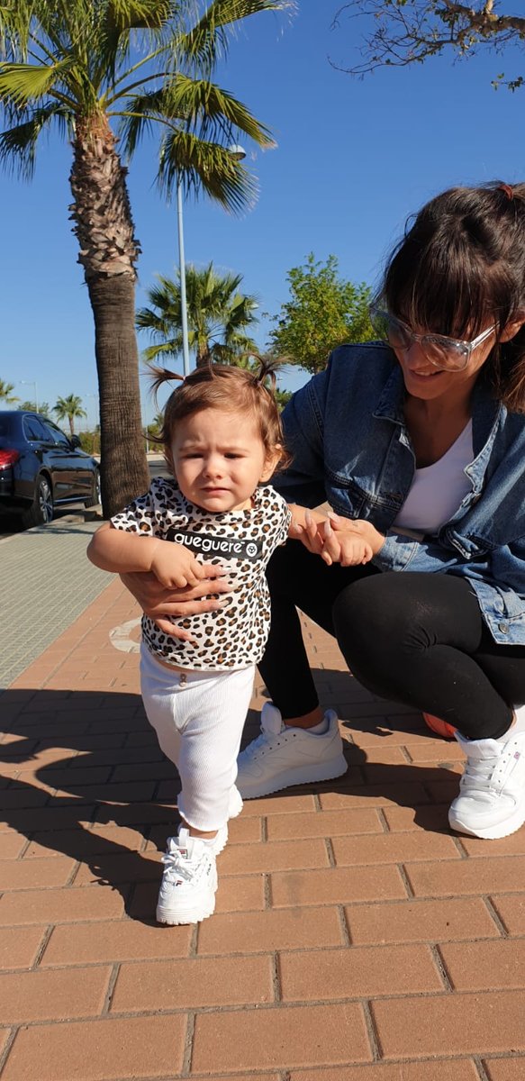 Siempre voy a recordar cuando te agarraba la manita para que pudieras caminar...

Recordaré los abrazos y cuánto nos costaba dejarte cada vez que viajábamos sin tí...

➡ ¡Gracias por ser el mejor regalo que la vida nos ha dado peque! 🐣 ❤️ 🥰⁠
⁠
#danielydesiree