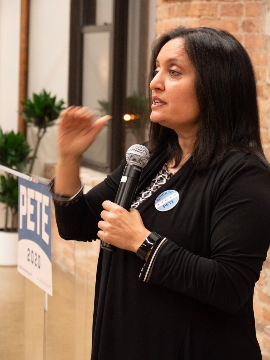 Great evening with <a href="/SonalRShah/">Sonal Shah</a> #PeteForPresident #Pete2020 a strong center to hold our country together