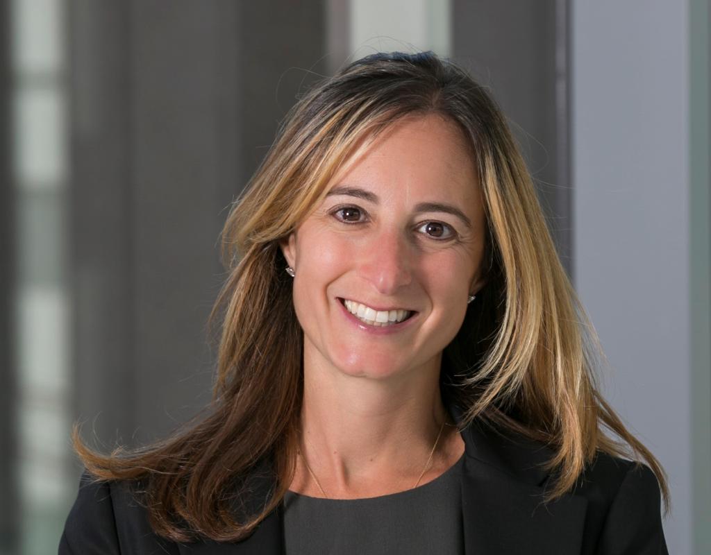 DanaFarberNews's tweet photo. Congratulations to Dana-Farber Chief Innovation Officer @Solomon50 for being named to @BeckersHR's list of Women to Watch in Health IT: https://t.co/tCEh5nQAPs #HITsm https://t.co/oWtb2v1XrG