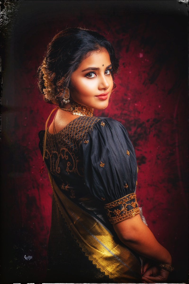 Jessiepriya5's tweet photo. Traditional queen 
@anupamahere https://t.co/oP3Za7P4Tw