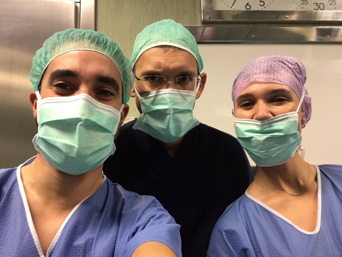mboltri's tweet photo. Today at @BassanoUrology Great masterclass in mini-invasive surgery with dr. @antoniocelia1 and his staff performing step-by-step #RALP and retroperitoneal #RAPN https://t.co/2yIDdv0Y4Z