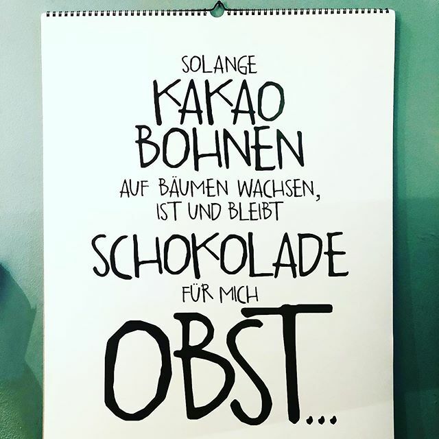 funiberlin's tweet photo. Letzte Seite Typokalender 2019 🙃 Den neuen Typokalender für 2020 bekommt ihr im Onlineshop. Zu jedem Kalender schenke ich dir 3 Postkarten dazu 🤗 Schnell sein, weil fast ausverkauft #typokalender #lastchance #xmas #weihnachtsgeschenk #dumontkalender … https://t.co/jFKuHQarY8 https://t.co/7gqP4tlHTk