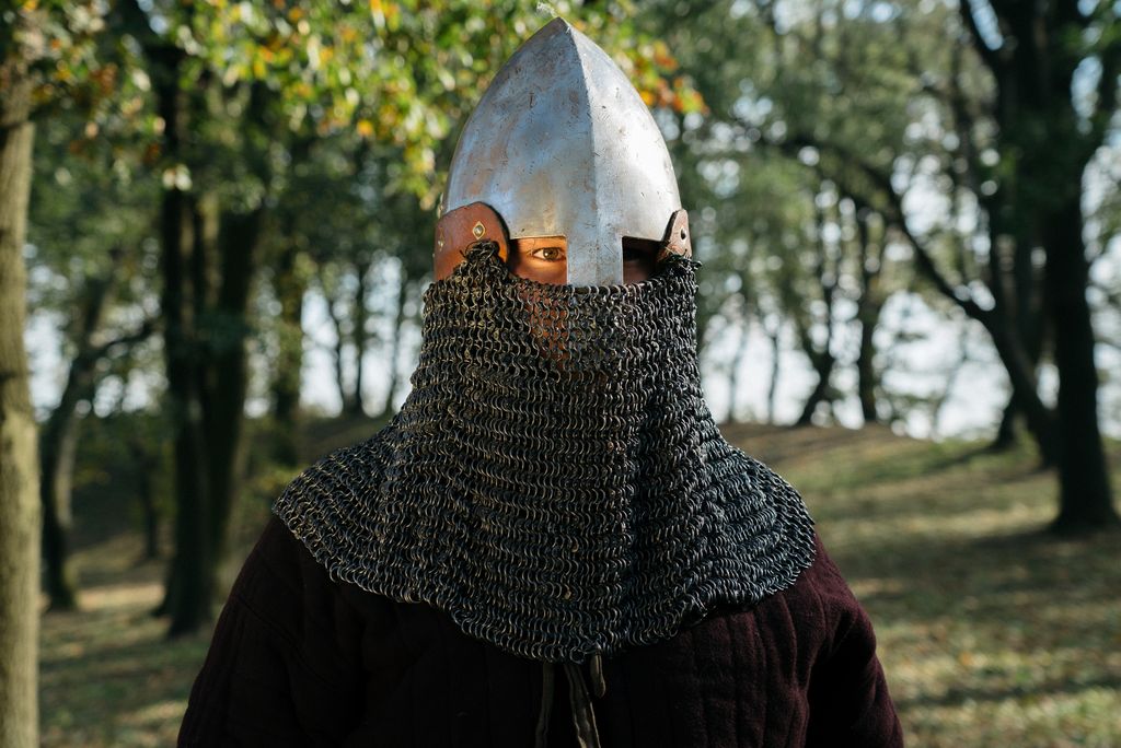 Kacper lives an everyday life in our modern world, but whenever he has the chance he loves to reenact Medieval history. He is part of a group of people whose passion is to learn about day to day middle-age life and recreate it as accurately as possible. 
Upcoming one minute HP