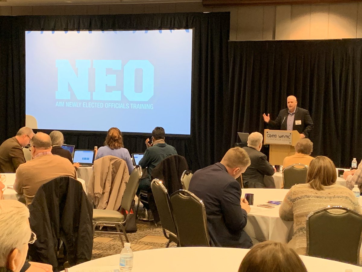 AimIndiana's tweet photo. It’s our last day on the road for #AimNEO regional meetings. We are excited to be joined by @MayorTomHenry for welcoming remarks and thoughts about public service. Our next round of training comes in late January when we welcome hundreds to Indy for #AimBootCamp! https://t.co/LP9DA4lcVC
