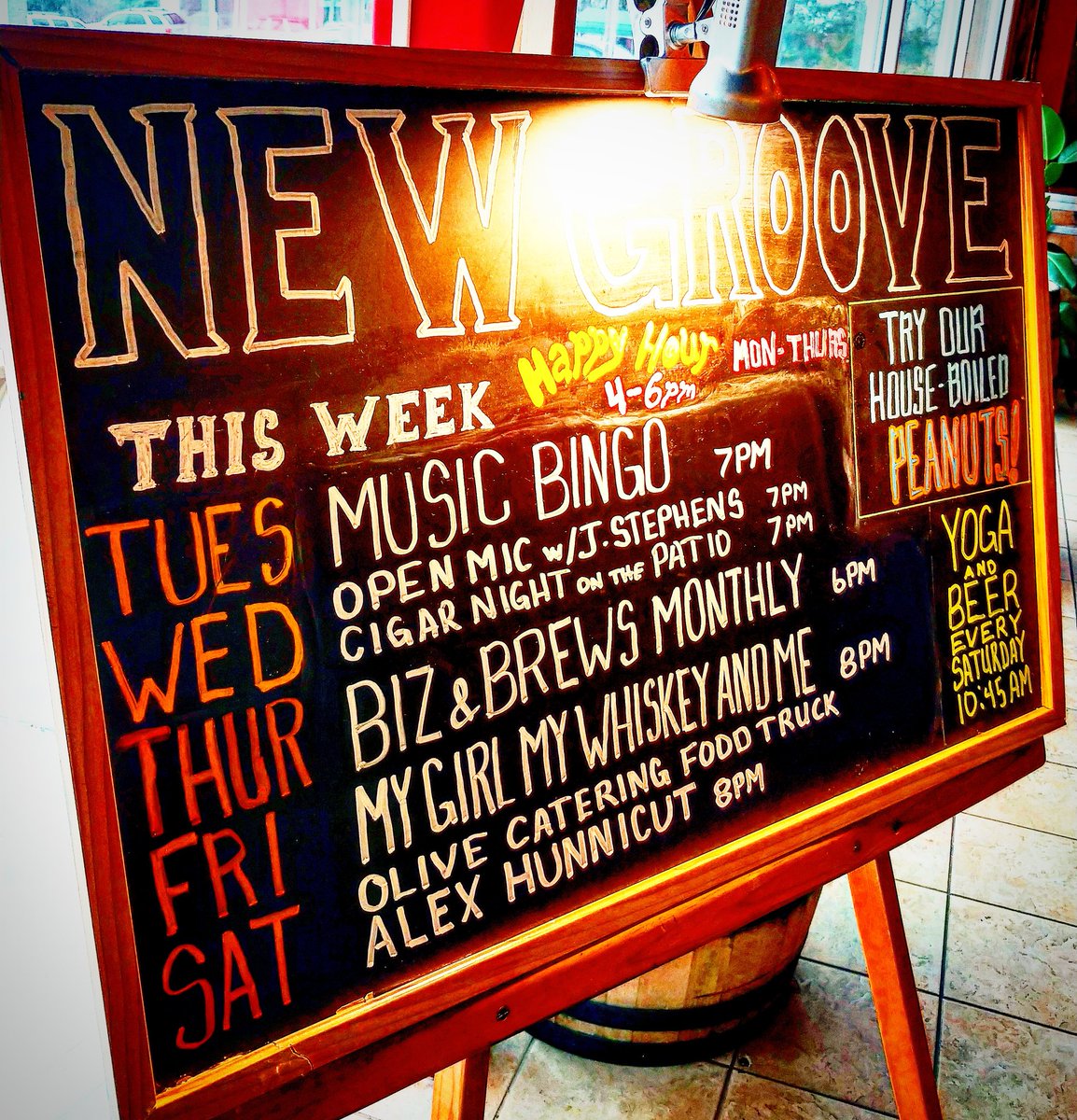newgroovebrew's tweet photo. Busy week here at New Groove. Music Bingo tonight at 7 and happy hour through Thursday from 4-6 pm. #musicbingo #happyhour #onespartanburg #SpraNGs #spraNGsbeer #Spartanburgeats #spartanburgdrinks #spartanburgmusic https://t.co/iSPaRJT7xA