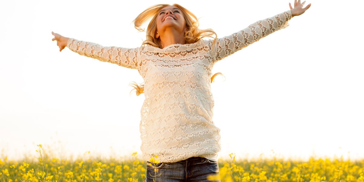 Quitting smoking improves your appearance by reducing the effects of premature aging caused by toxins in tobacco smoke. You can also expect to have brighter eyes, prettier lips and nails and shinier hair. Via <a href="/NetDoctor/">NetDoctor</a> 
ow.ly/4yWk50xzERL

#QuitMonday #StopSmoking