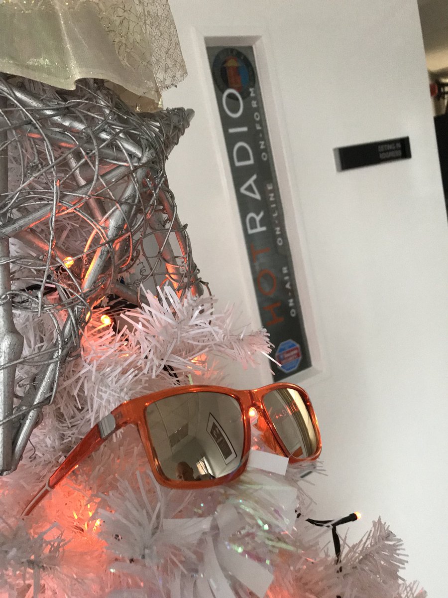 EyewearTy's tweet photo. #Competition! To celebrate #SpineEyewear hanging with #HotRadio &amp; chatting w/ #DJ Sigma 🎧 we are giving away a pair of special edition🕶’s on #ChristmasEve🎁

Question: what was #Sigma’s 2nd #Number1Hit?

Follow @SPINE_OPTICS @sigmahq &amp; @WeAreHotRadio + comment answer to enter! https://t.co/VIYdPGtldZ