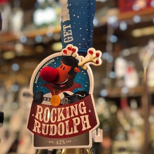 TheTurfTavern's tweet photo. Look who’s with us over the Christmas period! 🌲🦌 it’s fabulous Rocking Rudolf. Come in and try our dark copper, rich, fruity Real Ale! 🍻 #Oxford @TheTurfTavern #rockingrudolph #christmasale #christmasbeer #pub #christmastime☃️🍺😀 https://t.co/bGR9Ag90NB