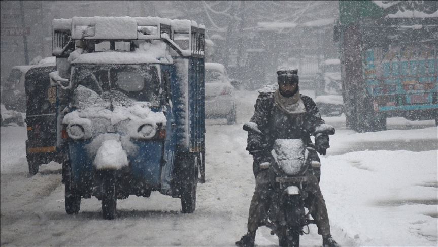 anadoluagency's tweet image. Another side of #Kashmir tragedy: #Destitute women battling hardship v.aa.com.tr/1676469