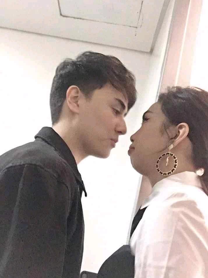 Leyshaaa98's tweet photo. Almost 💋😍 @maymayentrata07  @Barber_Edward_

#PUSHAwardsMayWard https://t.co/99cNGYH6ND