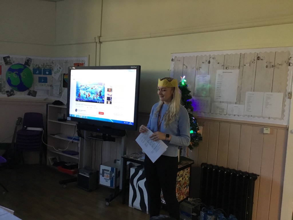 clackscsss's tweet photo. A big THANK YOU to Jade for writing and directing this year's panto and to the staff and pupils who helped #teamcsss https://t.co/HmfCCIYOTL
