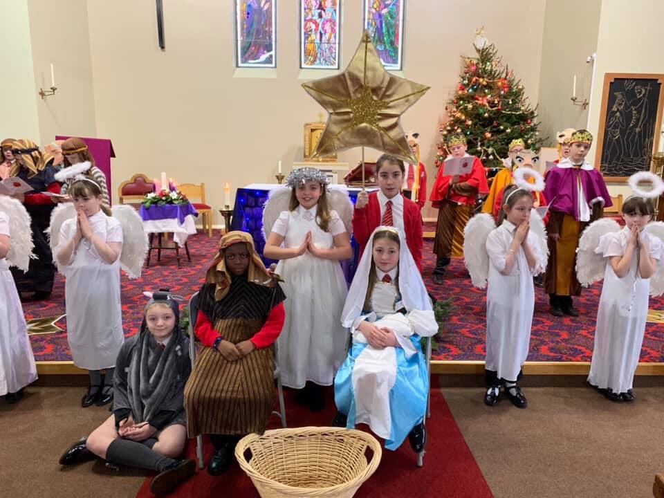 GbnAllSaints's tweet photo. Christingle 2019 https://t.co/tlMvEcjH3g