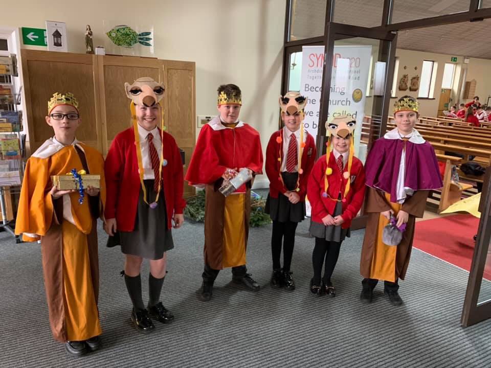 GbnAllSaints's tweet photo. Christingle 2019 https://t.co/ghbiCsE8Cj