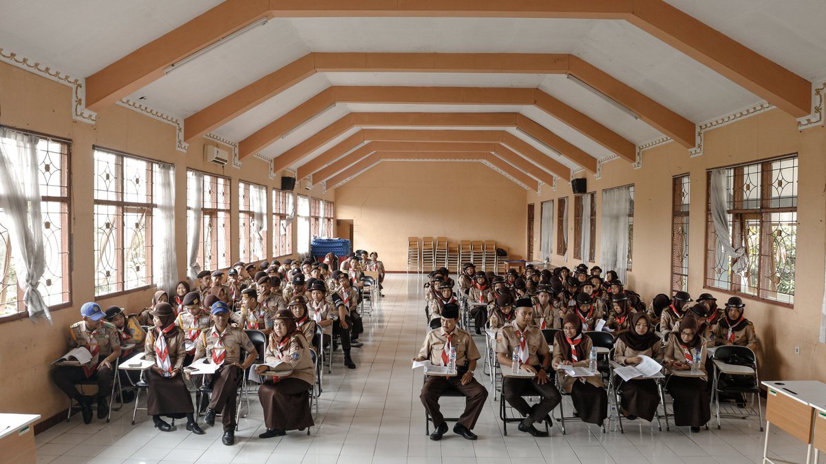 PrabaRasa's tweet photo. [ Jumat, 13 Des 2019 ]
Musyawarah Penegak ini merupakan forum tertinggi Pramuka Penegak di bawah bimbingan Pembina Penegak, ditujukan sebagai alat penyalur aspirasi tentang arah kegiatan dan pengelolaan berbagai aspek kehidupan ambalan ke depan yang dilaksanakan setahun sekali https://t.co/pxyMFSSt4j