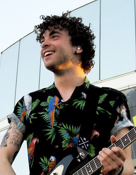 I MISS TAYLOR YORK HAPPY BIRTHDAY COME BACK SOON 