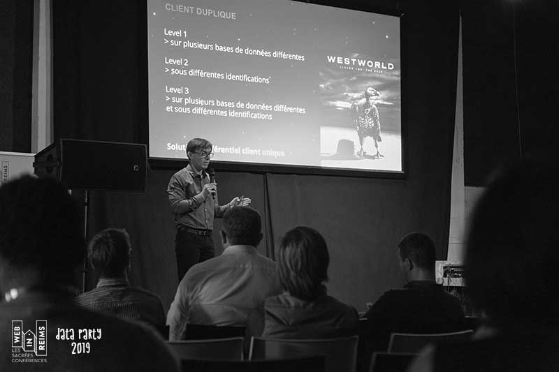 WebInReims's tweet image. Rappelez-vous, l&apos;intervention épatante de @VincentTerrasi (@OnCrawl_FR) sur les fausses données à l&apos;ère du big data ! Comment les identifier ? Comment les prévenir ?

C&apos;était le 27 septembre dernier à Reims pour la #dataparty #webinreims.