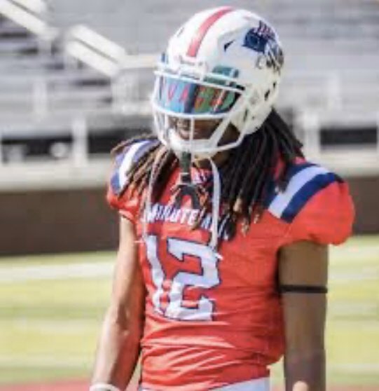 javomuney2x's tweet photo. Blessed to receive a offer from Palmetto Prep 🔴🔵 https://t.co/CZrhJR9tRC