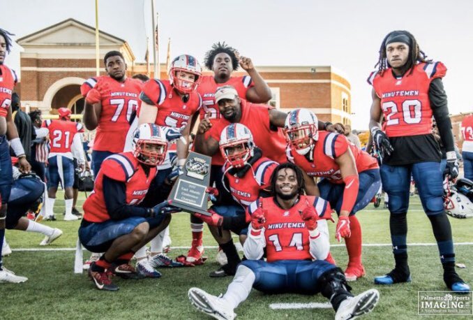 javomuney2x's tweet photo. Blessed to receive a offer from Palmetto Prep 🔴🔵 https://t.co/CZrhJR9tRC