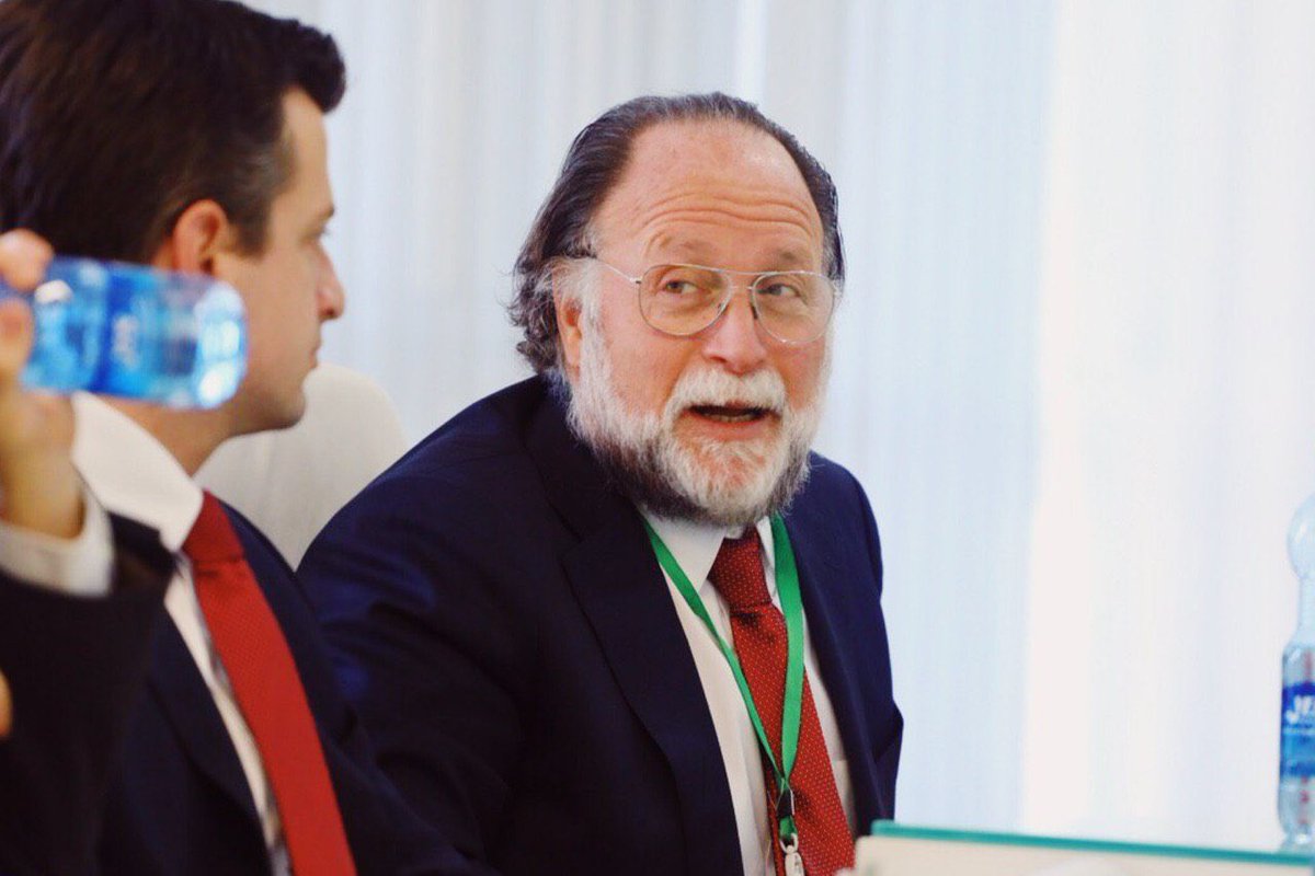 TakeleUma's tweet photo. We hosted #HarvardUniversity in Addis today! Thank you to the esteemed @Ricardo_Hausman &amp; @USAIDEthiopia for the fruitful discussion on how to continue the development of Addis! Looking forward to building our new partnership &amp; hopefully continuing our discussions soon in Boston. https://t.co/BMwrRz1s83
