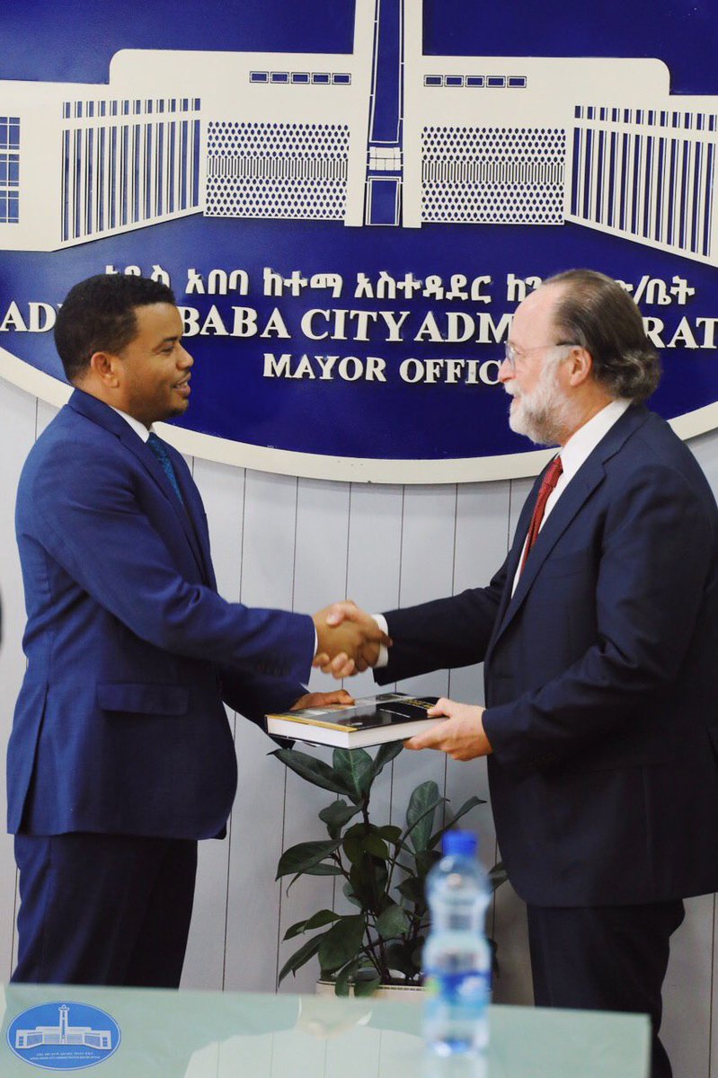 TakeleUma's tweet photo. We hosted #HarvardUniversity in Addis today! Thank you to the esteemed @Ricardo_Hausman &amp; @USAIDEthiopia for the fruitful discussion on how to continue the development of Addis! Looking forward to building our new partnership &amp; hopefully continuing our discussions soon in Boston. https://t.co/BMwrRz1s83