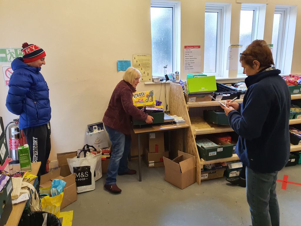 jwwoodgroup's tweet photo. A HUGE volume of Christmas Selection boxes and other donations were dropped off at the #ChesterleStreet #Foodbank this morning. Can we say a massive thanks to all our clients and members of staff who gave so generously. #selectionboxappeal https://t.co/RGrJBJmUGE