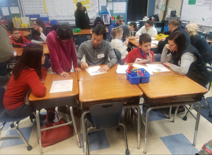 CedarLaneAppo's tweet photo. Our families and their students were engaged in math activities/games in Ms. Brown's 4th grade class! #EdShowcase #CLEleaders #AppoSchools https://t.co/eiMwwdha3Q
