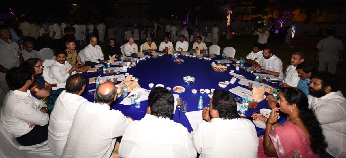 AndhraPradeshCM's tweet photo. Hon'ble CM YS Jagan Mohan Reddy was part of a get-together of Ministers, MLAs, MLCs &amp; other government officials at Haritha Berm Park, Punnami Ghat, Vijayawada. https://t.co/kLgSepqfZj